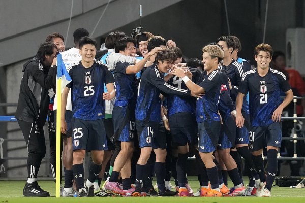 丰汇投资 抗衡顶级豪门，日本近15年相继取得对阿法德西巴的首胜